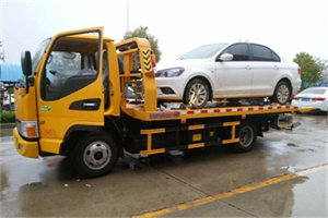 黄村附近拖车救援24小时服务热线